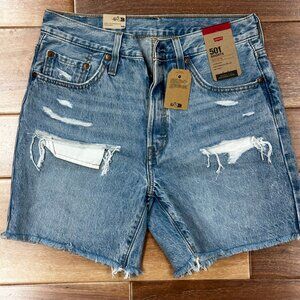 NWT Women's Levi's 501 Shorts, Size 28